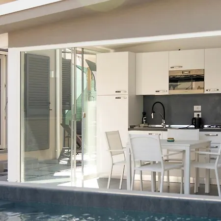 Luxury Cervia, 4 With 1 Swimming Pool