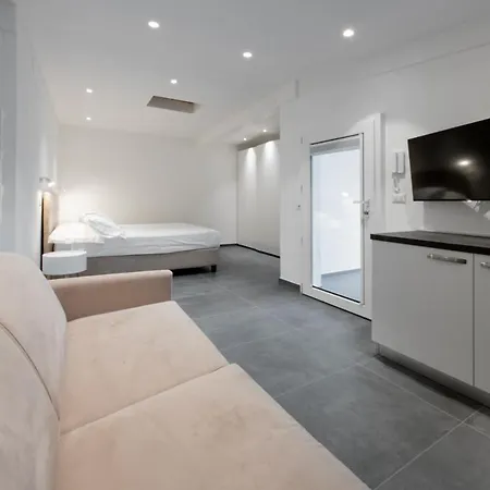 Luxury Cervia, 4 With 1 Swimming Pool Apartman Cervia